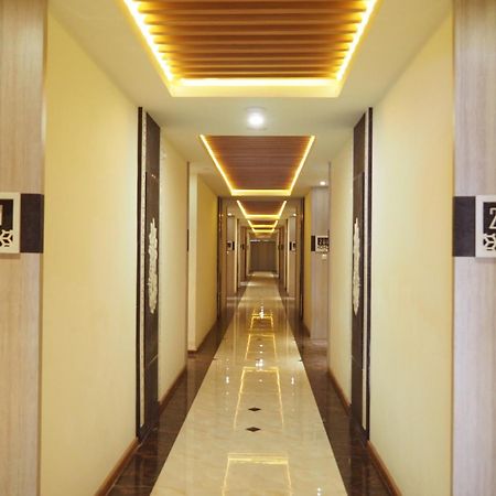 Luminor Hotel Banyuwangi By Wh מראה חיצוני תמונה