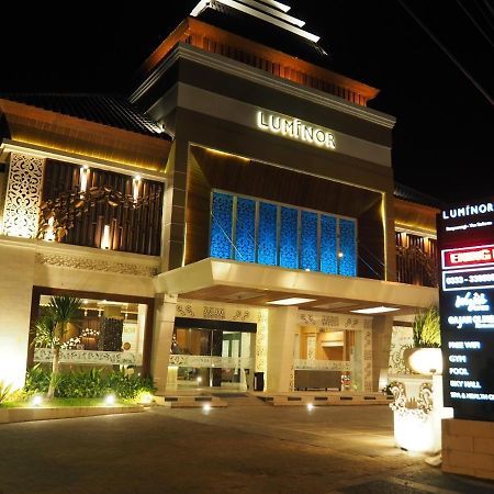 Luminor Hotel Banyuwangi By Wh מראה חיצוני תמונה