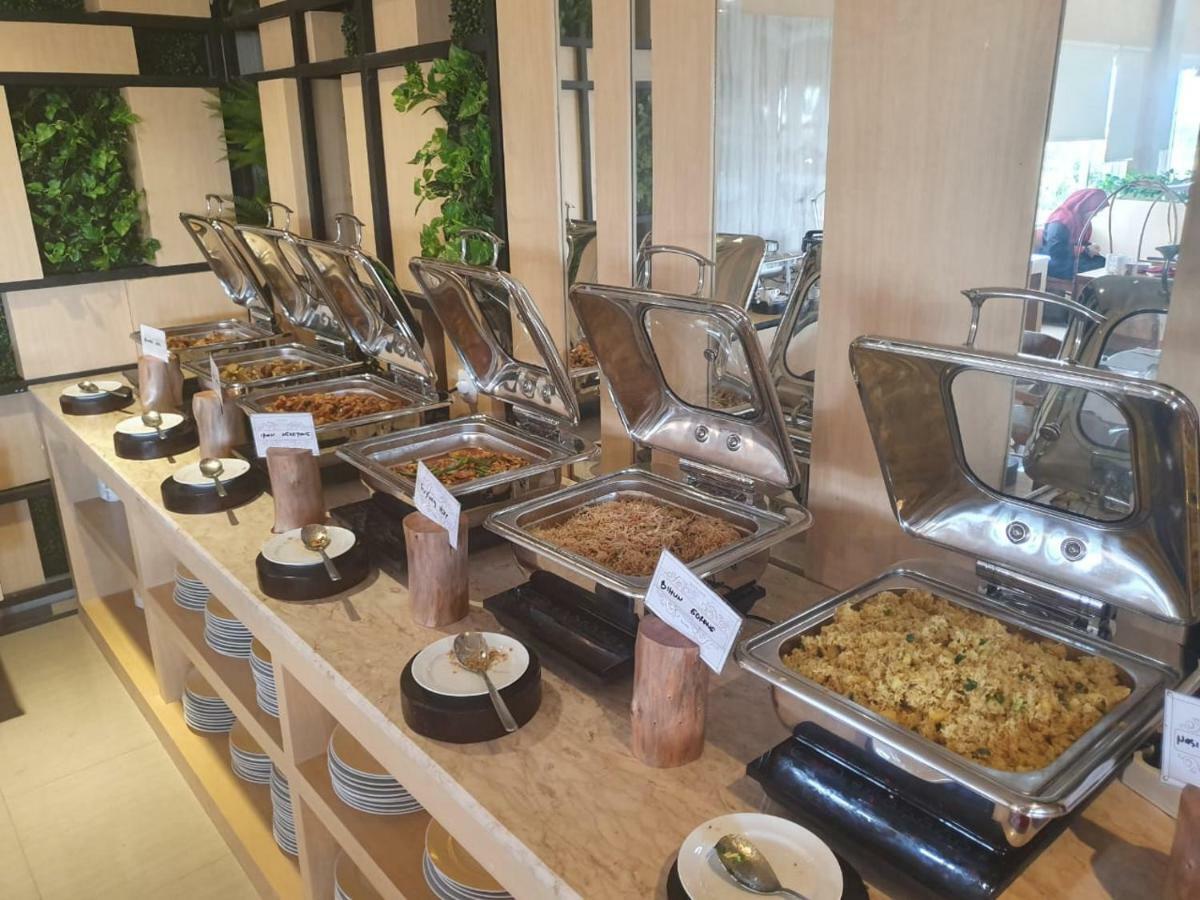 Luminor Hotel Banyuwangi By Wh מראה חיצוני תמונה