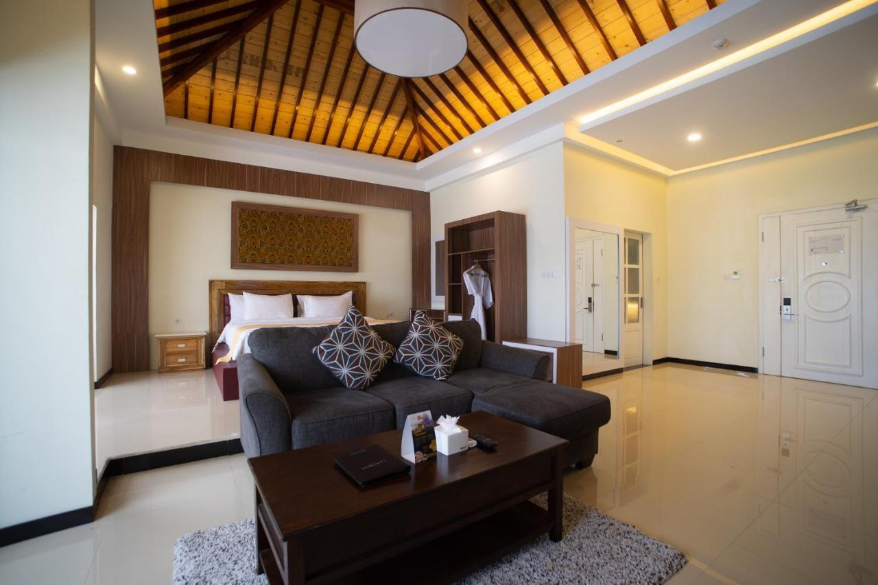 Luminor Hotel Banyuwangi By Wh מראה חיצוני תמונה