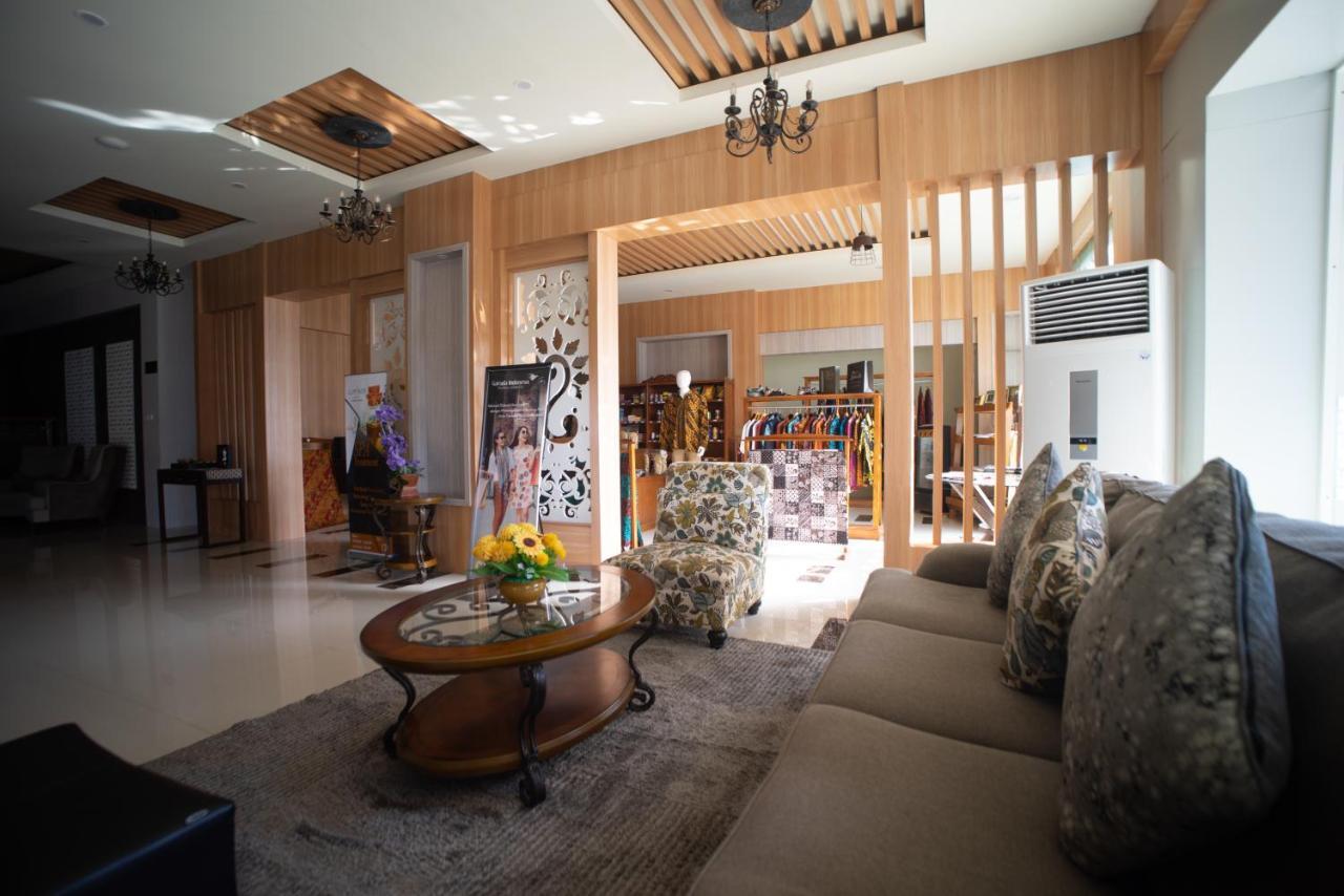 Luminor Hotel Banyuwangi By Wh מראה חיצוני תמונה