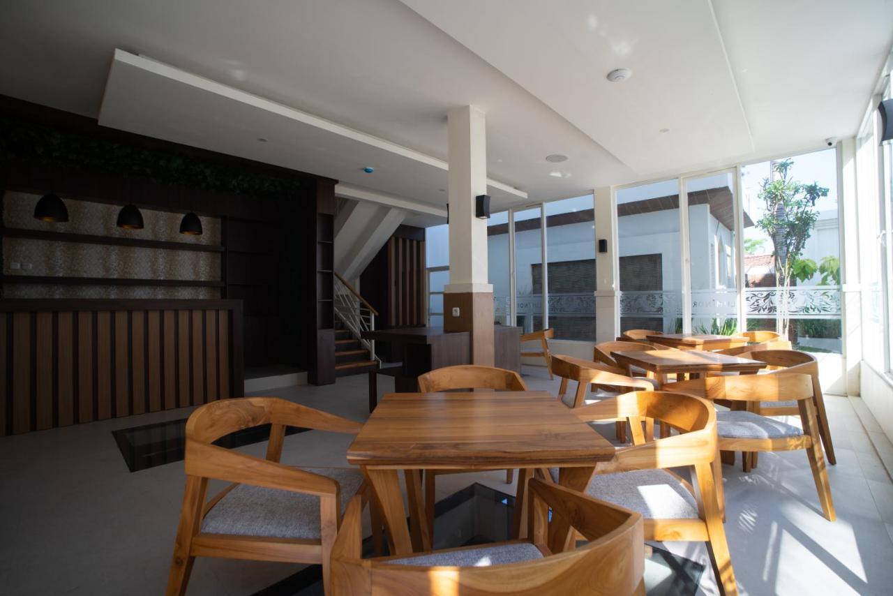 Luminor Hotel Banyuwangi By Wh מראה חיצוני תמונה