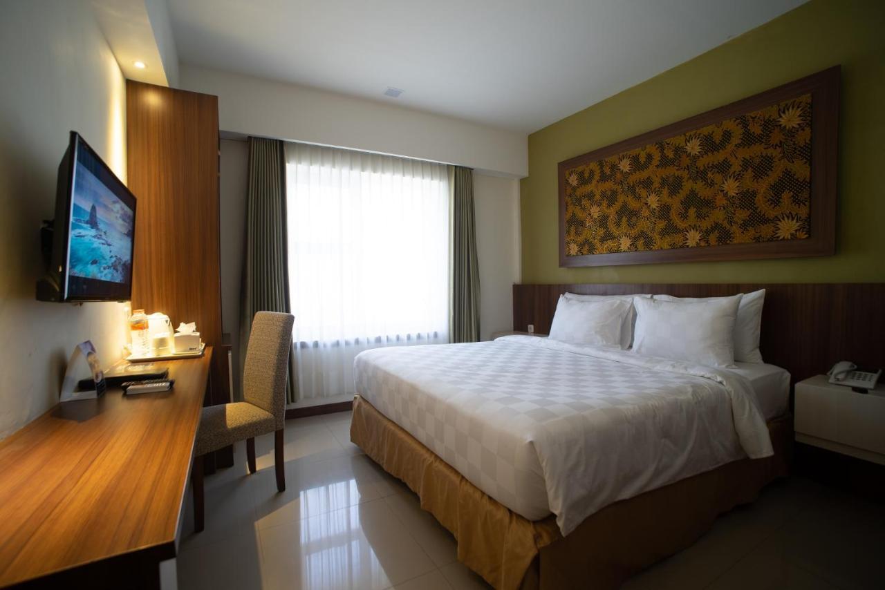 Luminor Hotel Banyuwangi By Wh מראה חיצוני תמונה