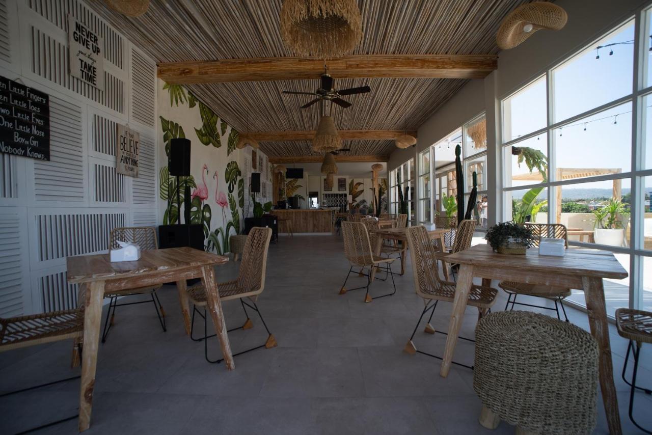 Luminor Hotel Banyuwangi By Wh מראה חיצוני תמונה
