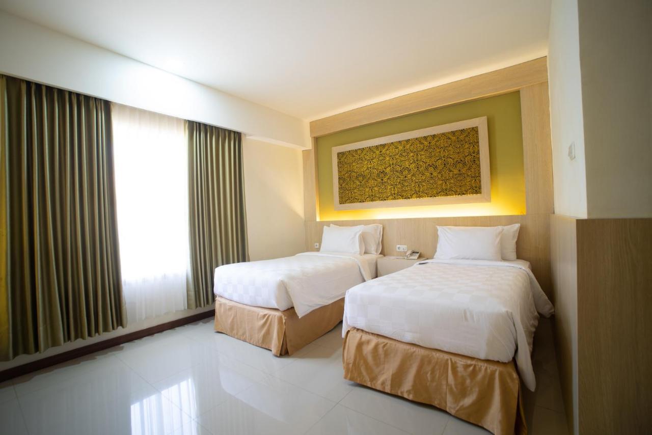 Luminor Hotel Banyuwangi By Wh מראה חיצוני תמונה